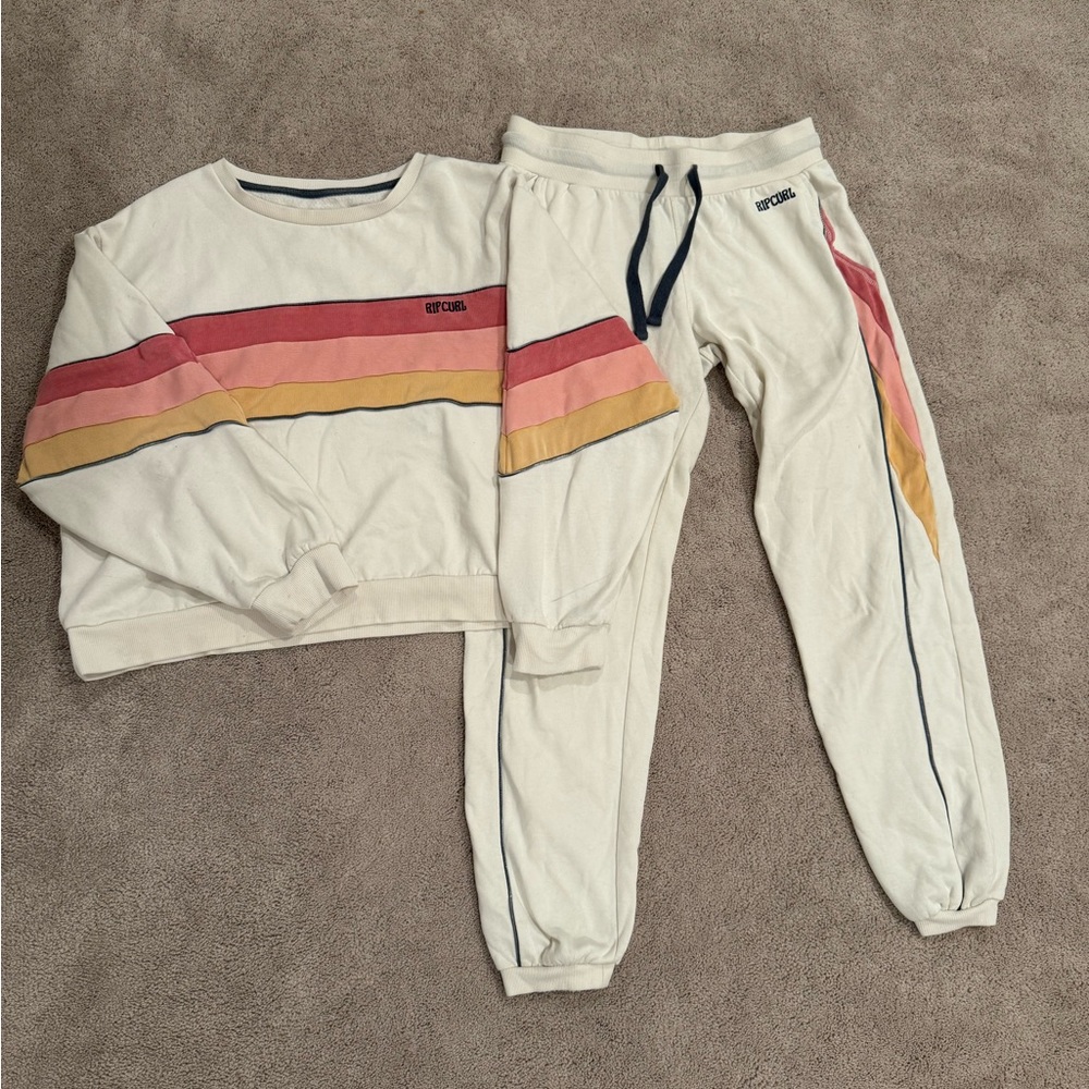 Rip Curl women set. Top Medium Bottom Small. Great condition